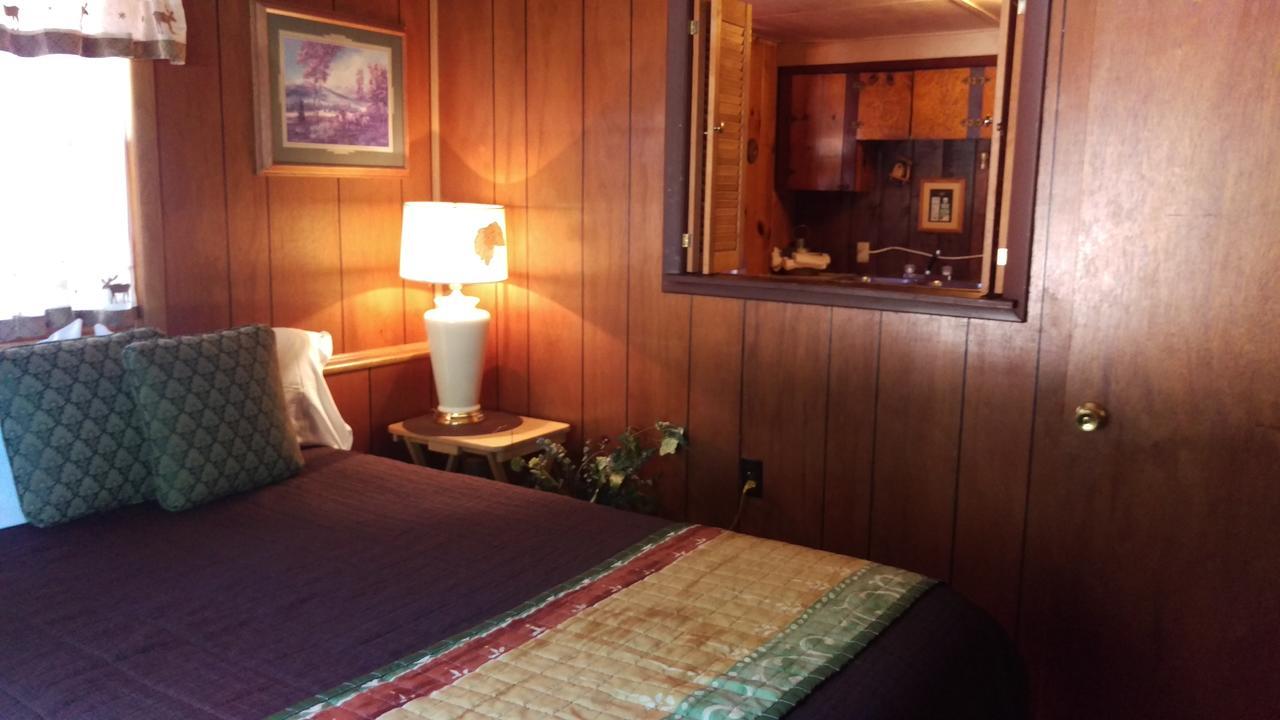 Alpine Motel Branch Eksteriør billede